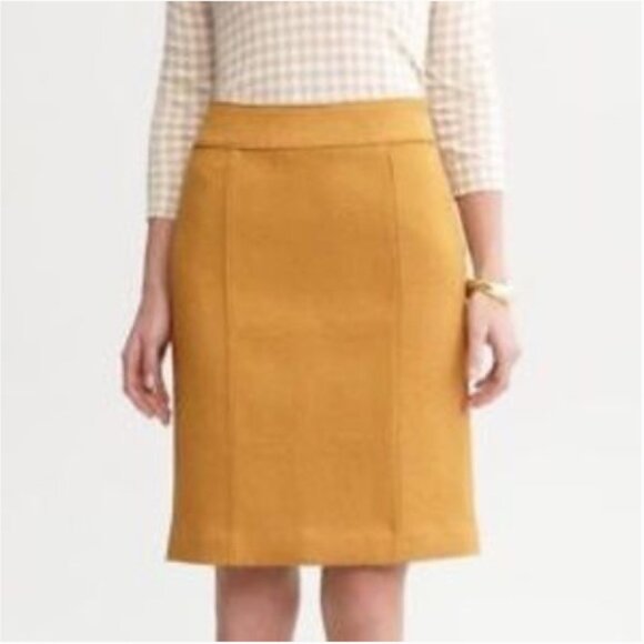 Banana Republic Dresses & Skirts - [BANANA‎ REPUBLIC] Mustard yellow gold pencil skirt